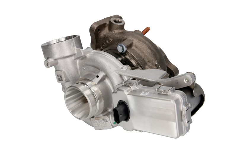 Mootoripood – Mercedes-Benz OM651 IHI 9V102 turbo; турбина; turboahdin